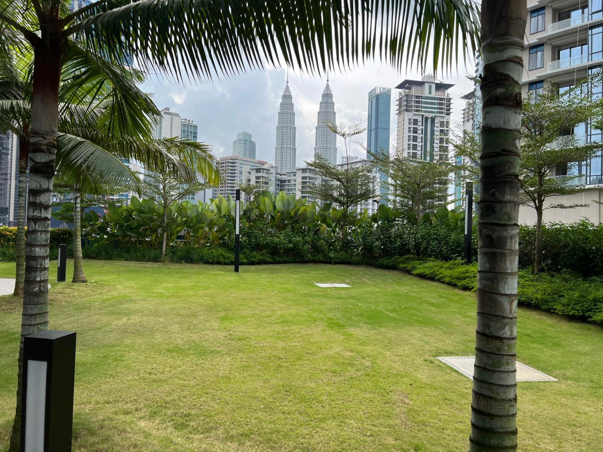 Eaton Premier Suite Klcc — Photos 1
